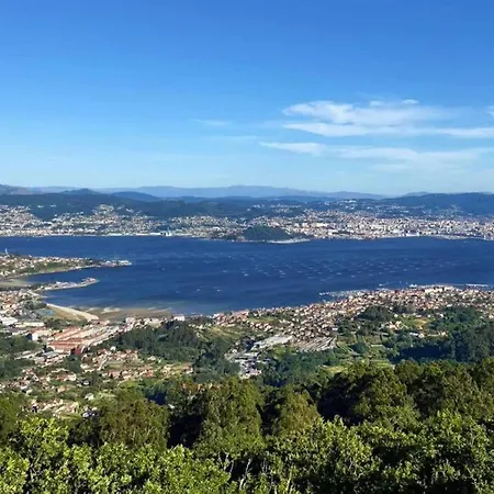 Rias Baixas Junto Al Mar- Moaña